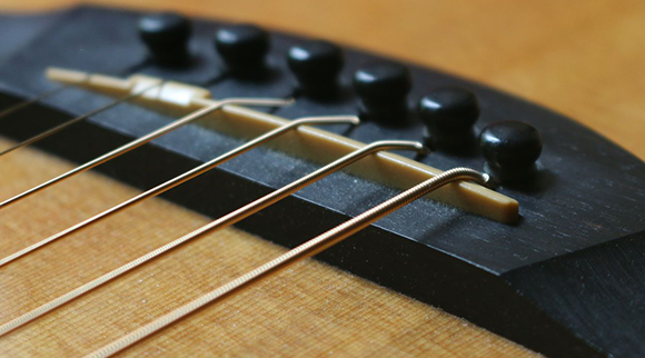 GuitarSaddle2